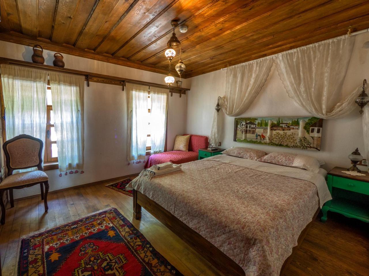 Appartement Yeni Gelin Evi à Birgi Extérieur photo